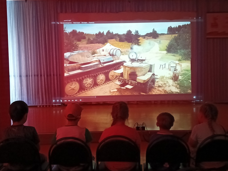 В Семигорьевском Доме культуры прошел показ короткометражных фильмов «Повар» и «Шах и пат».