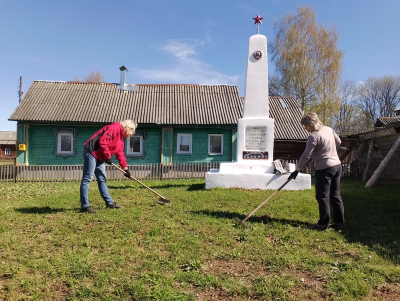 Череда субботников продолжается!.
