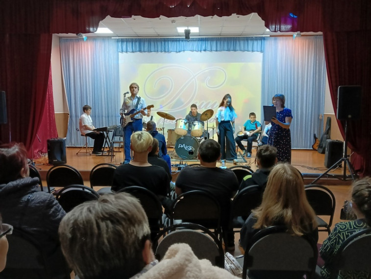Концерт вокально-инструментального ансамбля «Нулевой километр». Концерт вокально-инструментального ансамбля «Нулевой километр».